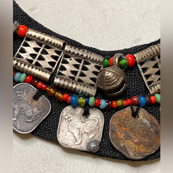 Chiang Mai Thailand Chater Necklace - Picture 4 of 7